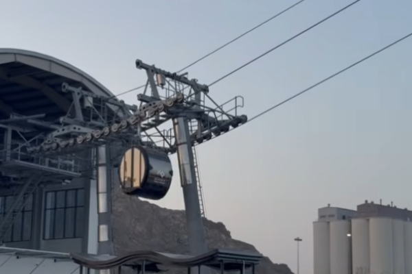 تلفريك مطرح: الأيقونة السياحية الجديدة وجدواه الاقتصادية
